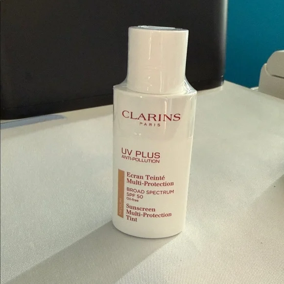 Clarins UV Plus Multi-Protection Tint - Picture 1 of 6